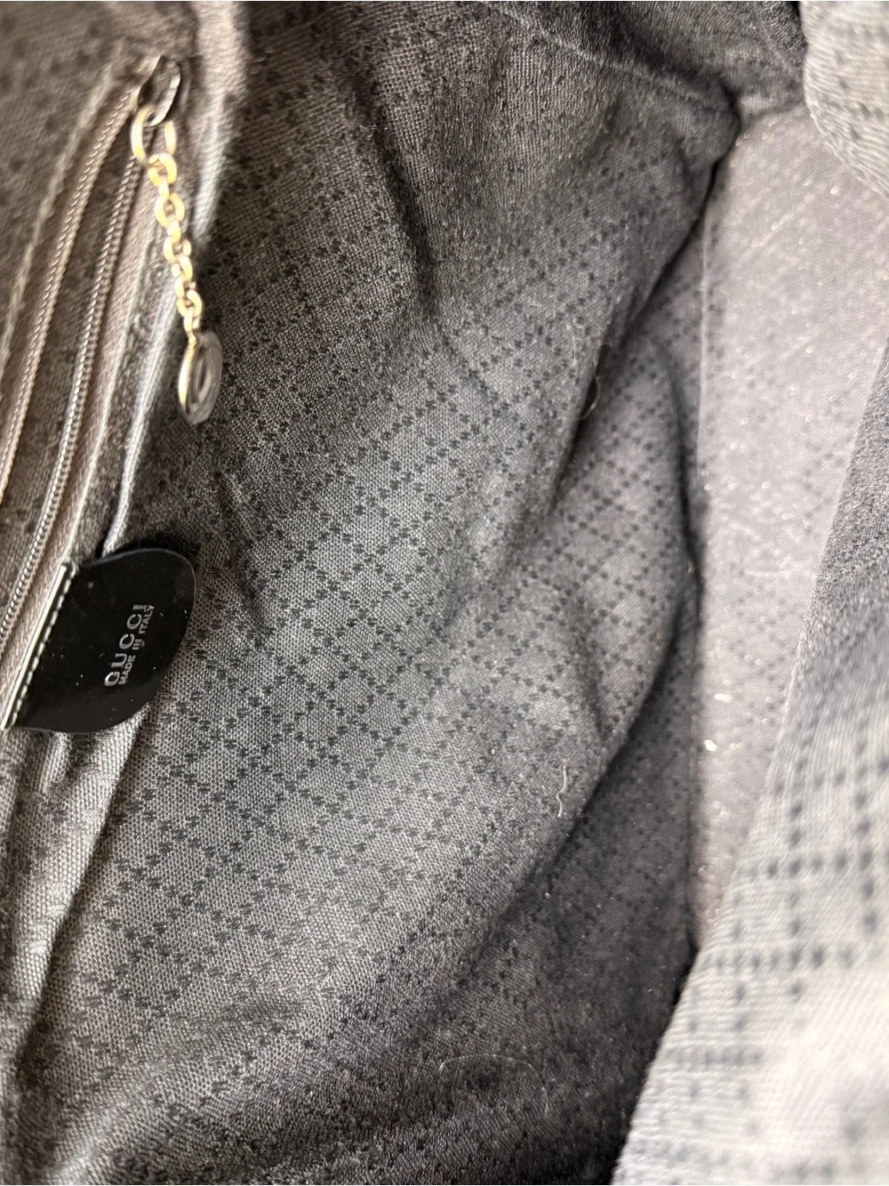 Gucci sleek black